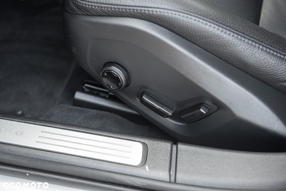 Volvo V90 D3 AWD Geartronic Inscription - 21