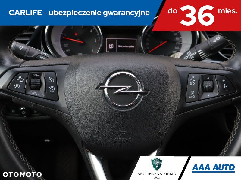 Opel Insignia - 18