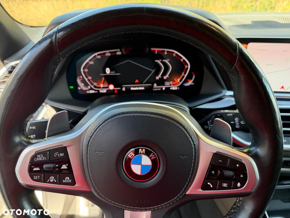 BMW X5 xDrive40i - 22