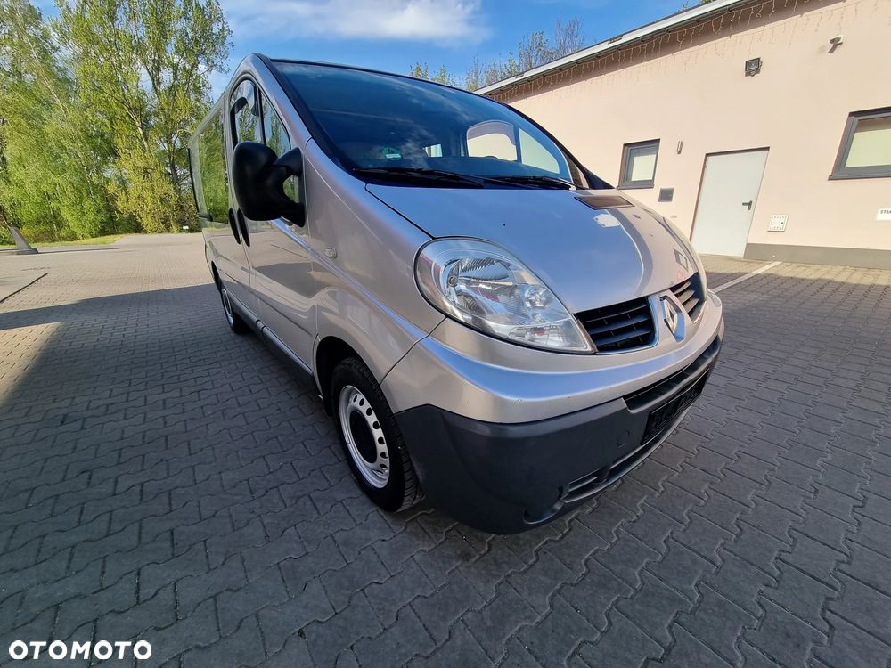 Renault Trafic - 12