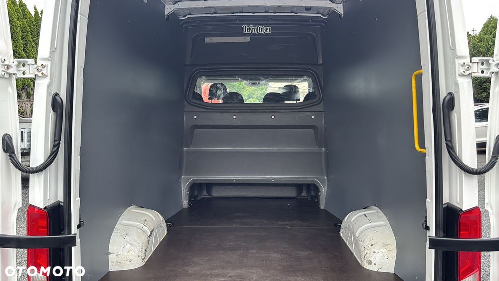 Volkswagen Crafter - 8