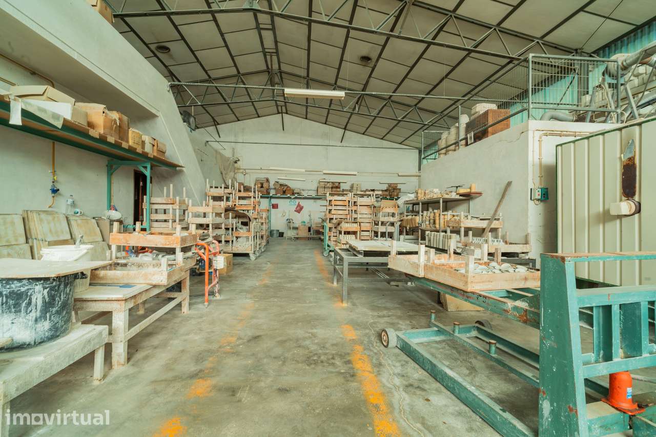 Fábrica de Faianças Totalmente Equipada | Aljubarrota – Alcobaça - Grande imagem: 3/40