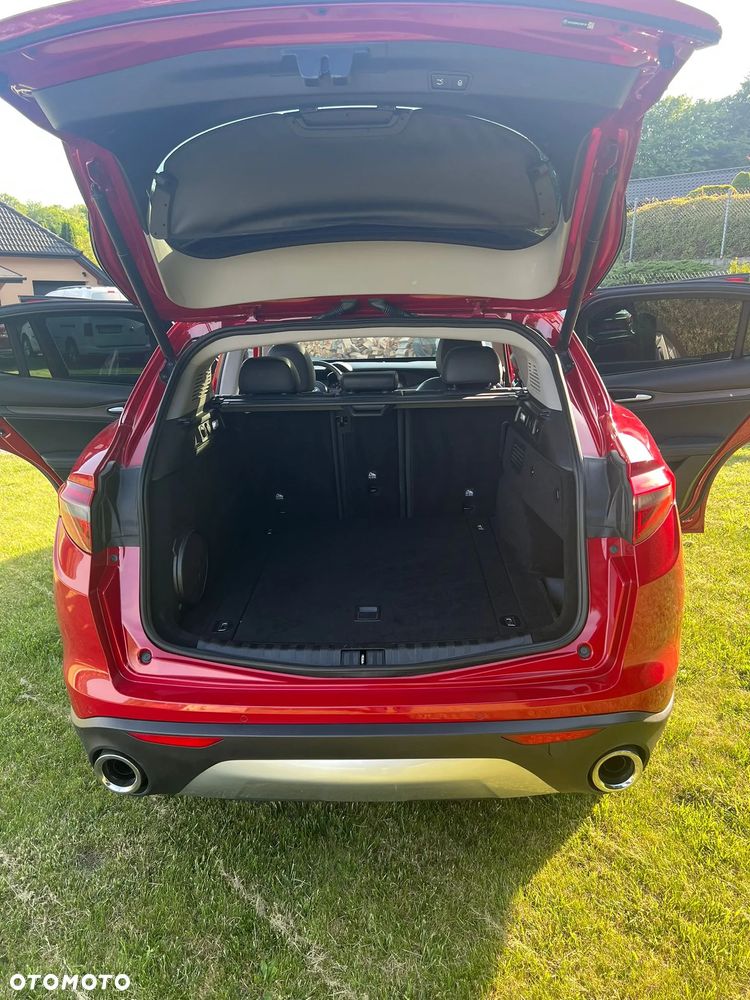 Alfa Romeo Stelvio 2.0 Turbo TI Q4 - 22