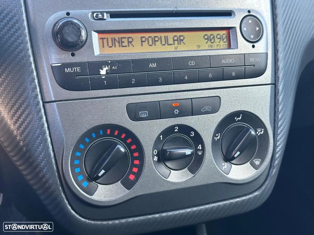 Fiat Grande Punto 1.2 Active - 19