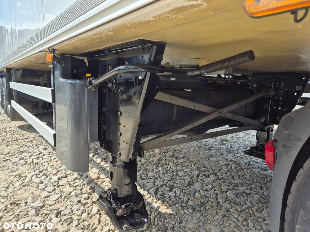 Schmitz Cargobull CARRIER MAXIMA 1300 / WINDA / DOPPEL STOCK / ŚCIANA GRODZIOWA / BELKI / PODNOSZONA OŚ / z Niemiec / TOP STAN 2011/ CARRIER CHŁODNIA CHLODNIA LODÓWKA PODWÓJNY ZAŁADUNEK PIĘTROWA - 21