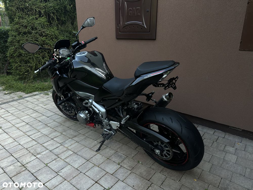 Kawasaki Z 900 - 15