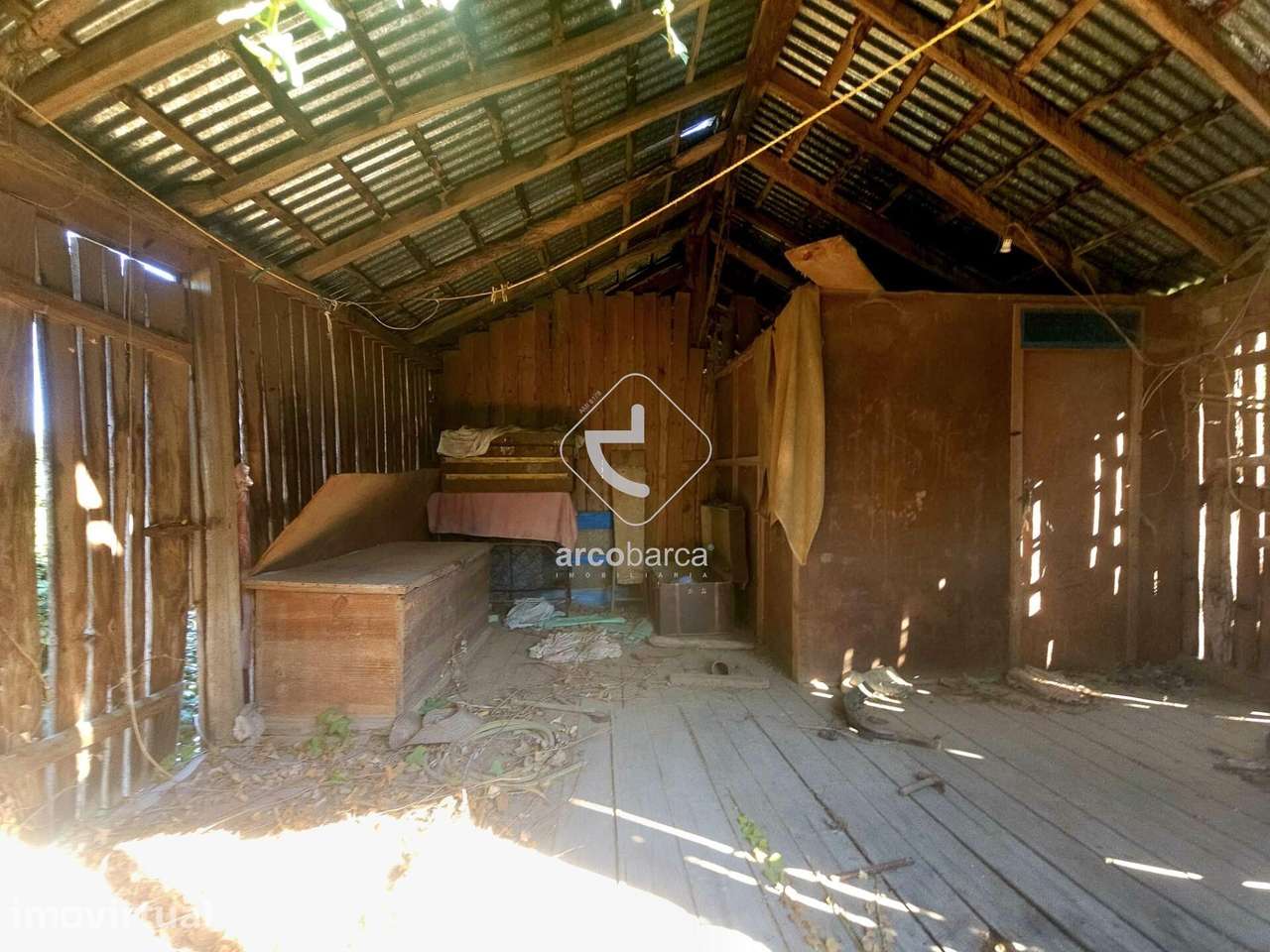 Casa para restauro com sequeiro e logradouro - Grande imagem: 5/23