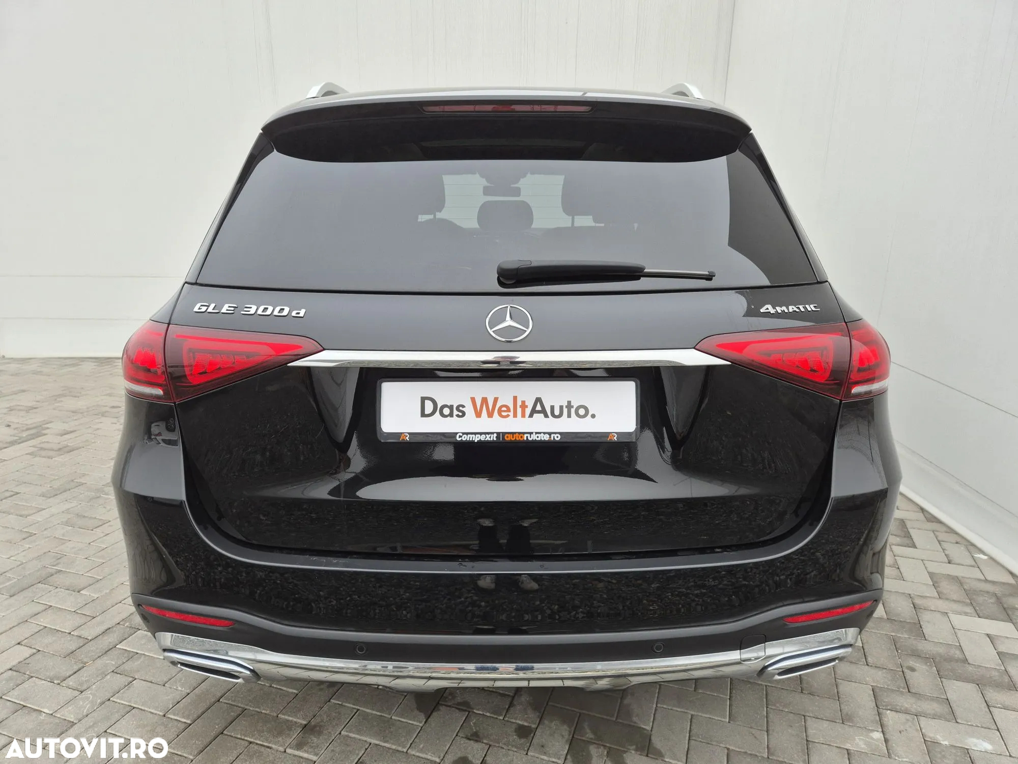 Mercedes-Benz GLE 300 d 4Matic 9G-TRONIC AMG Line - 4
