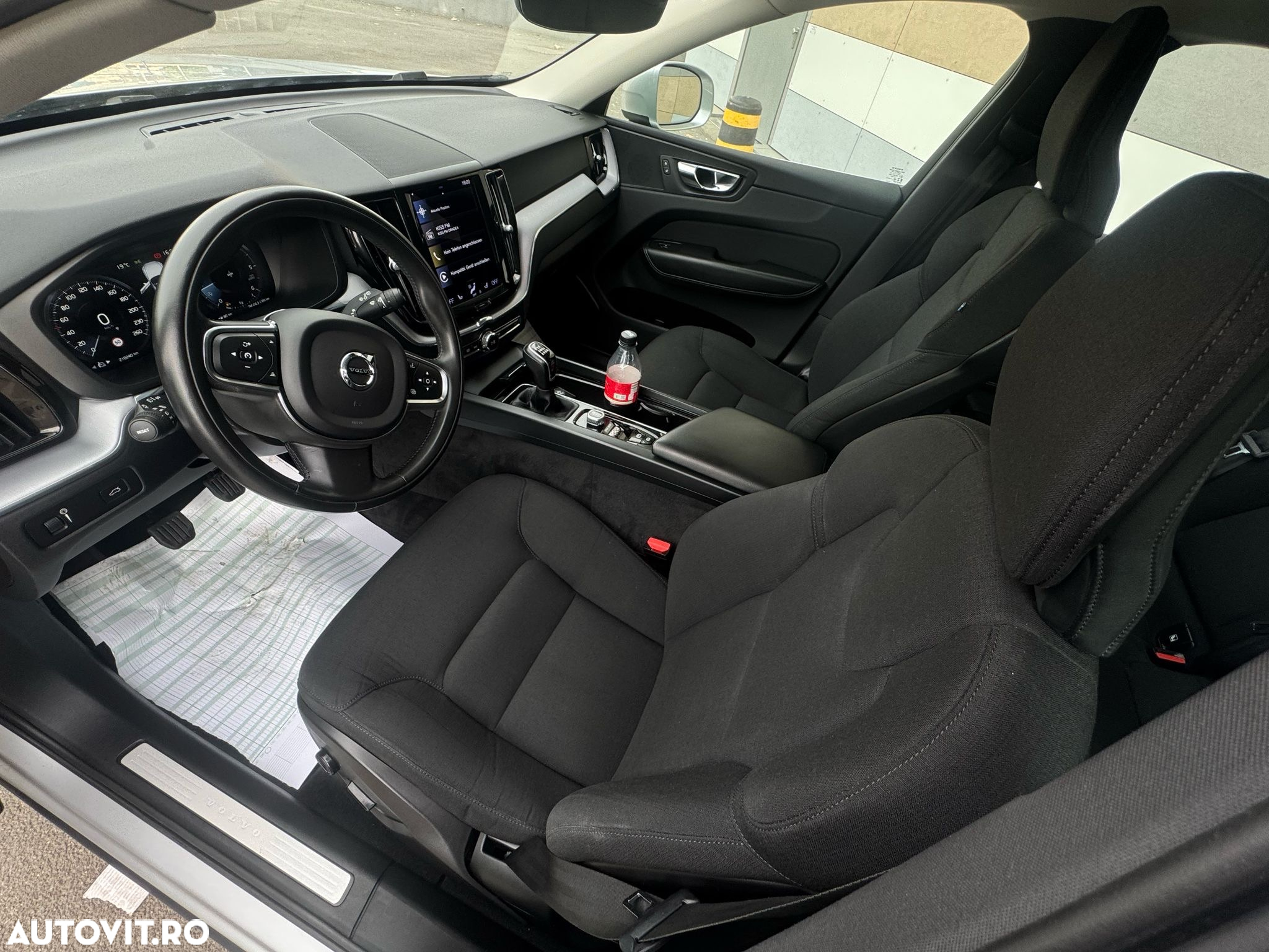 Volvo XC 60 D4 AWD Momentum - 6