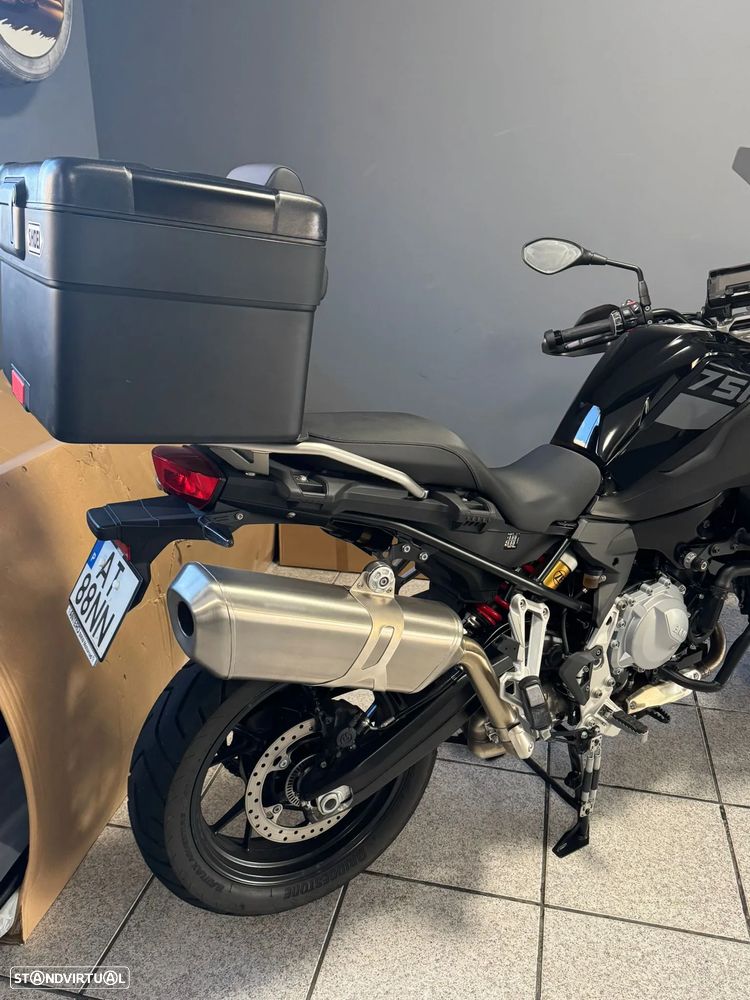 BMW F 750 GS Triple Black - Full Extras - 3