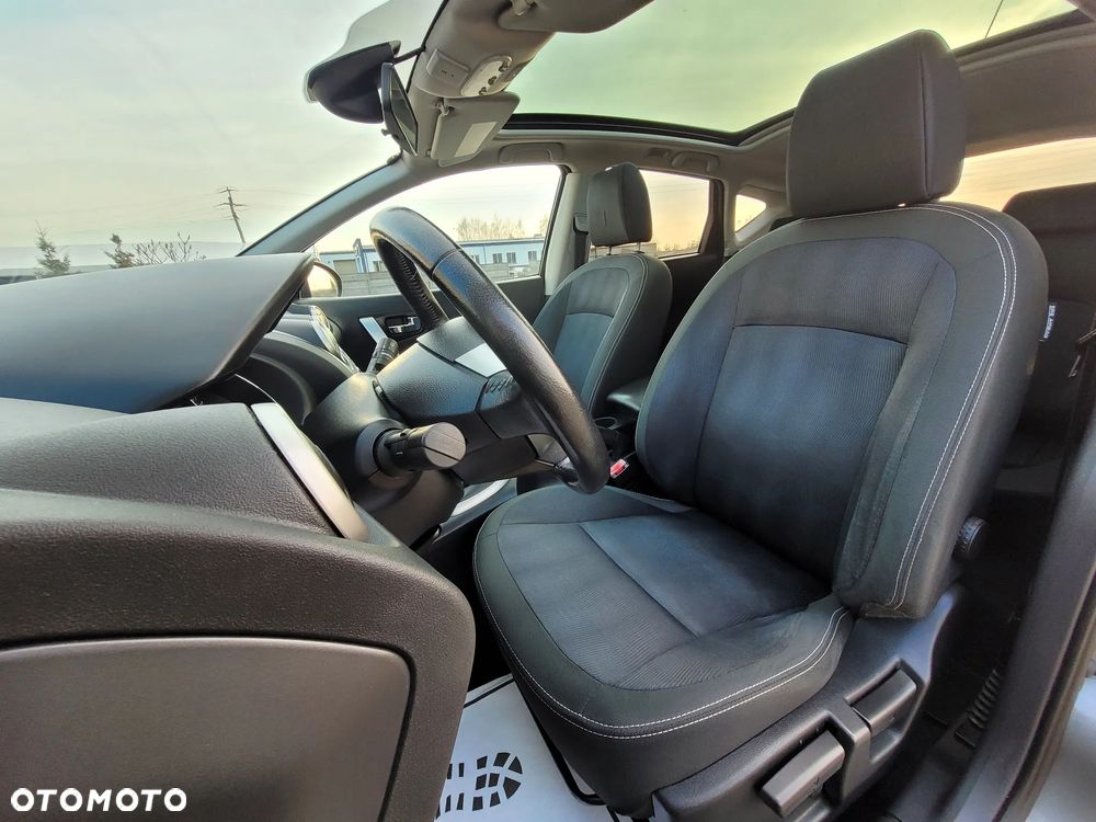 Nissan Qashqai - 15