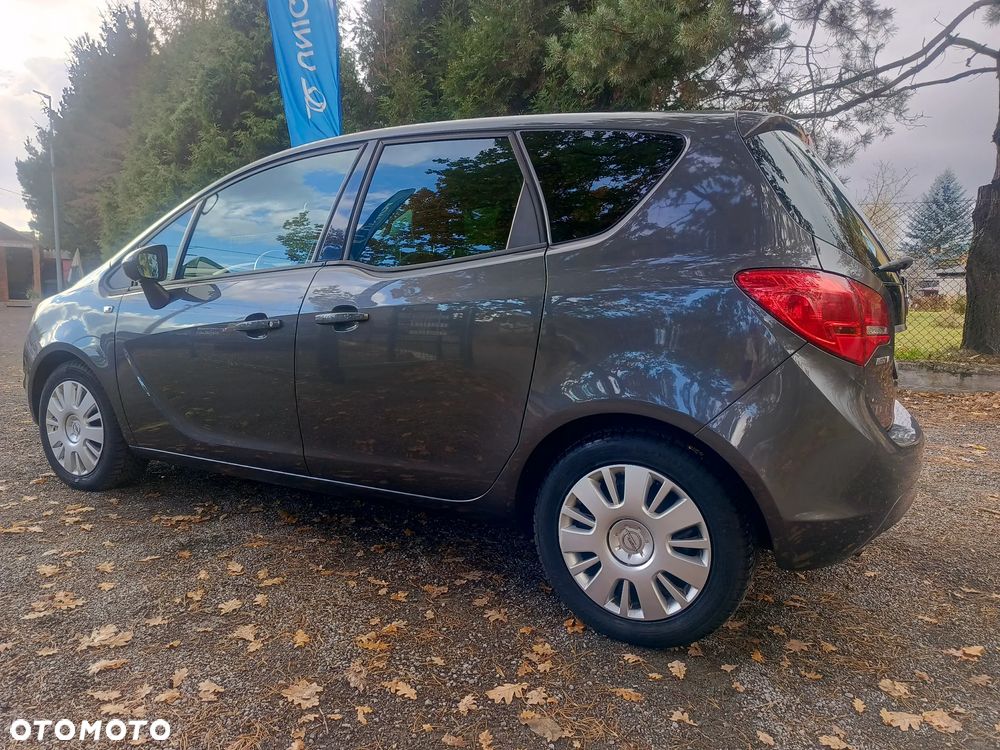 Opel Meriva 2011 photo 4