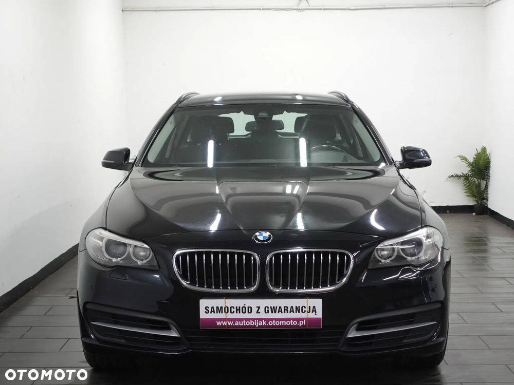 BMW Seria 5 525d xDrive Sport-Aut Modern Line - 11