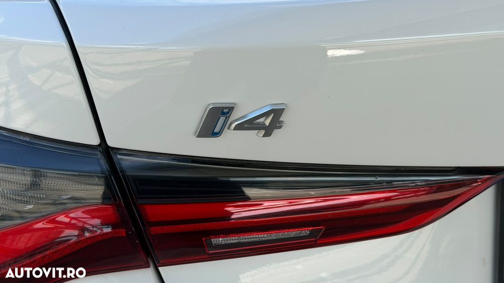 BMW i4 eDrive40 - 16
