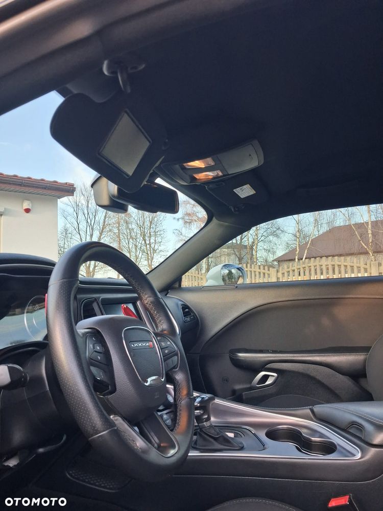 Dodge Challenger Automatik R/T Plus - 12