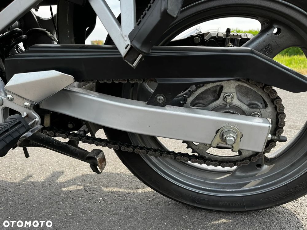 Suzuki GS - 12