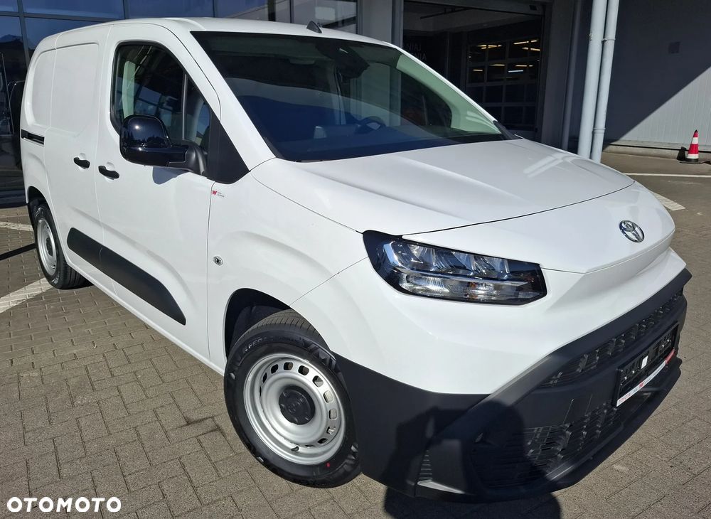 Toyota Proace City - 10