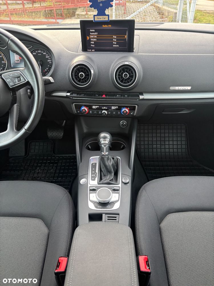 Audi A3 Sportback - 12