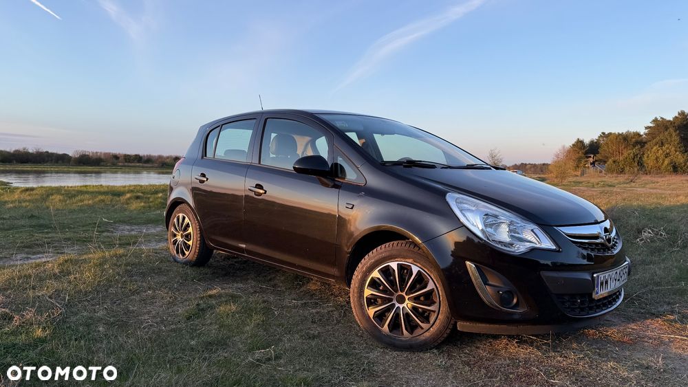Opel Corsa 1.2 16V Cosmo - 15