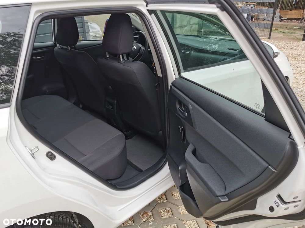 Toyota Auris 1.4 D-4D Dynamic - 18