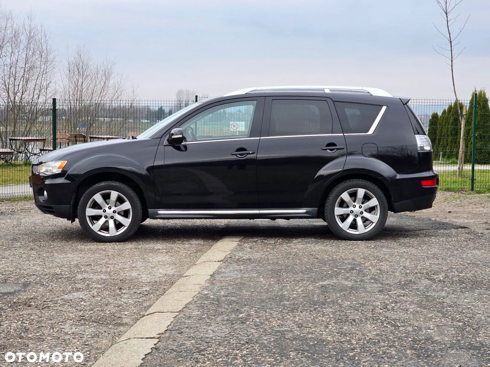 Mitsubishi Outlander 2.0 DID Intense + - 8