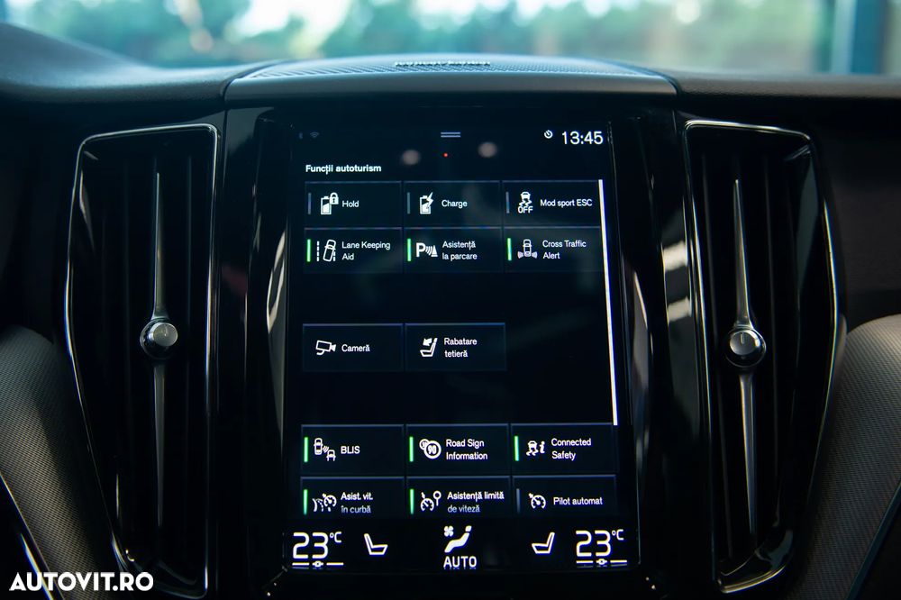 Volvo XC 60 Recharge T8 Twin Engine eAWD R-Design - 23