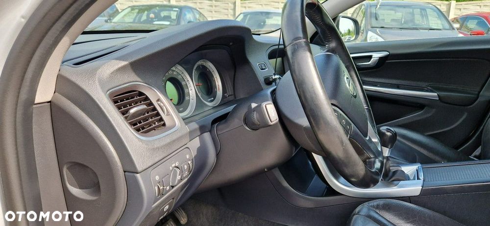 Volvo V60 - 20