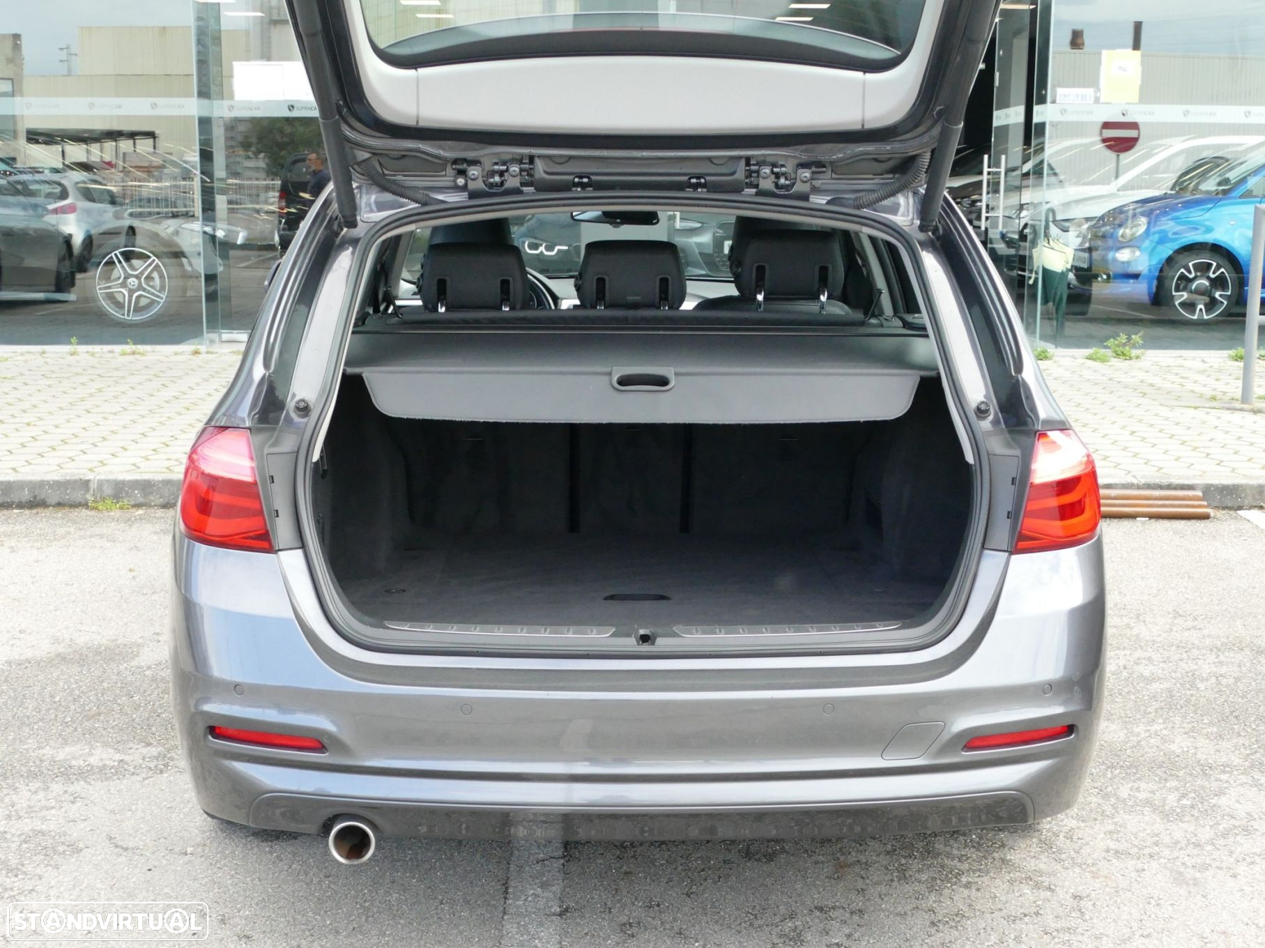 BMW 318 d Touring Aut. Modern Line - 8