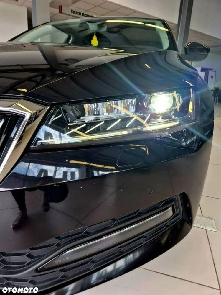 Skoda Superb 1.5 TSI Ambition - 12