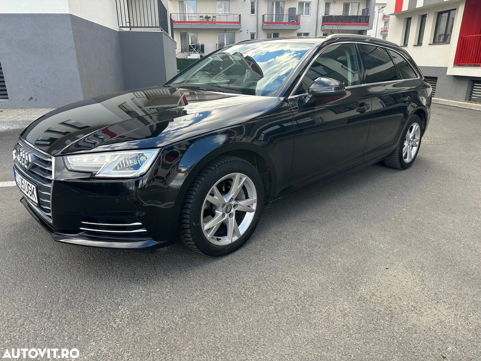 Audi A4 Avant 2.0 TDI ultra S tronic - 18