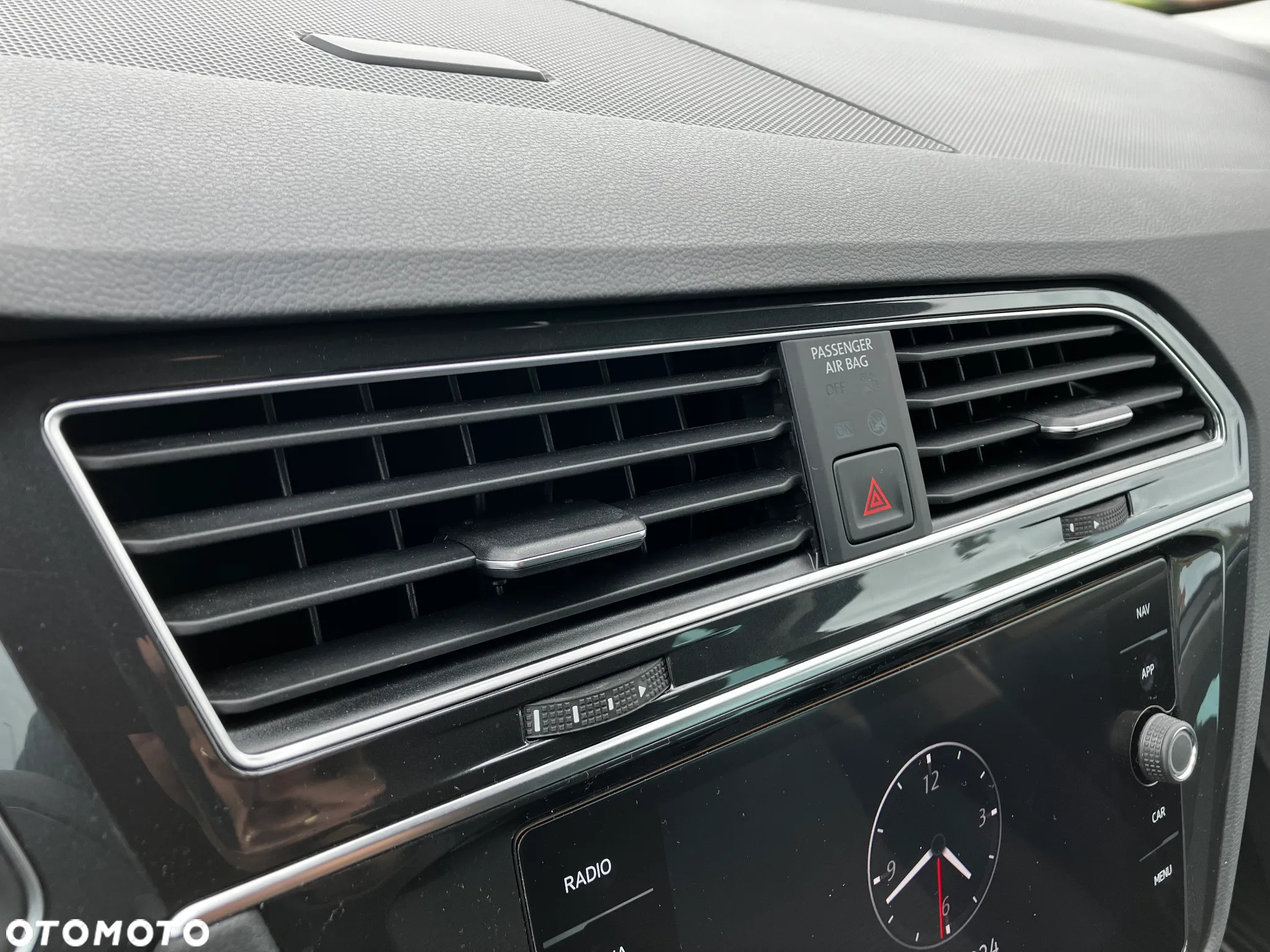 Volkswagen Tiguan 1.5 TSI EVO Elegance DSG - 29