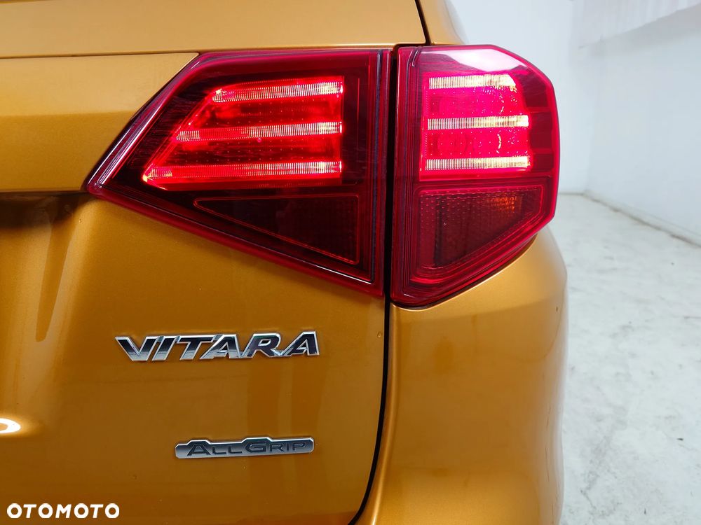 Suzuki Vitara 1.4 Boosterjet Premium 4WD - 26