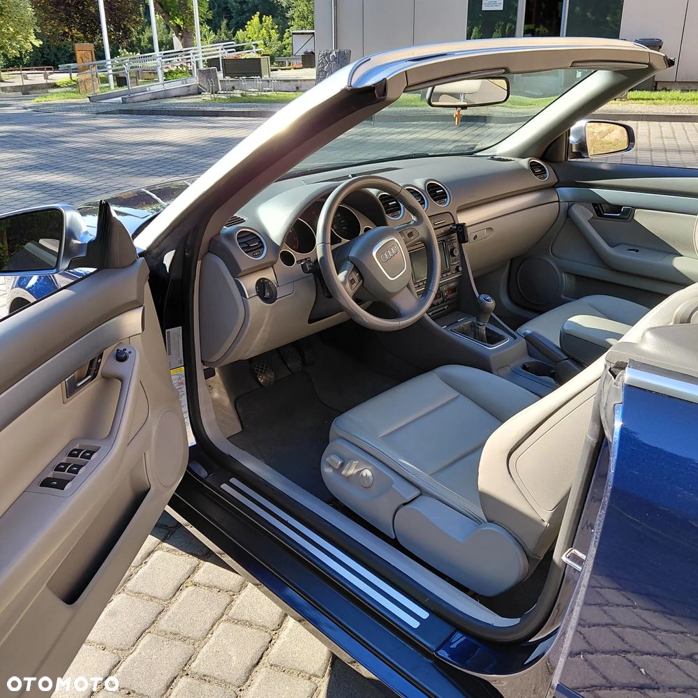 Audi A4 Cabrio 2.0 TFSI - 32