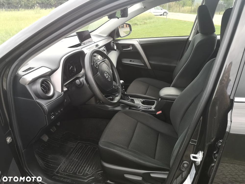Toyota RAV4 2.0 Active EU6 - 7