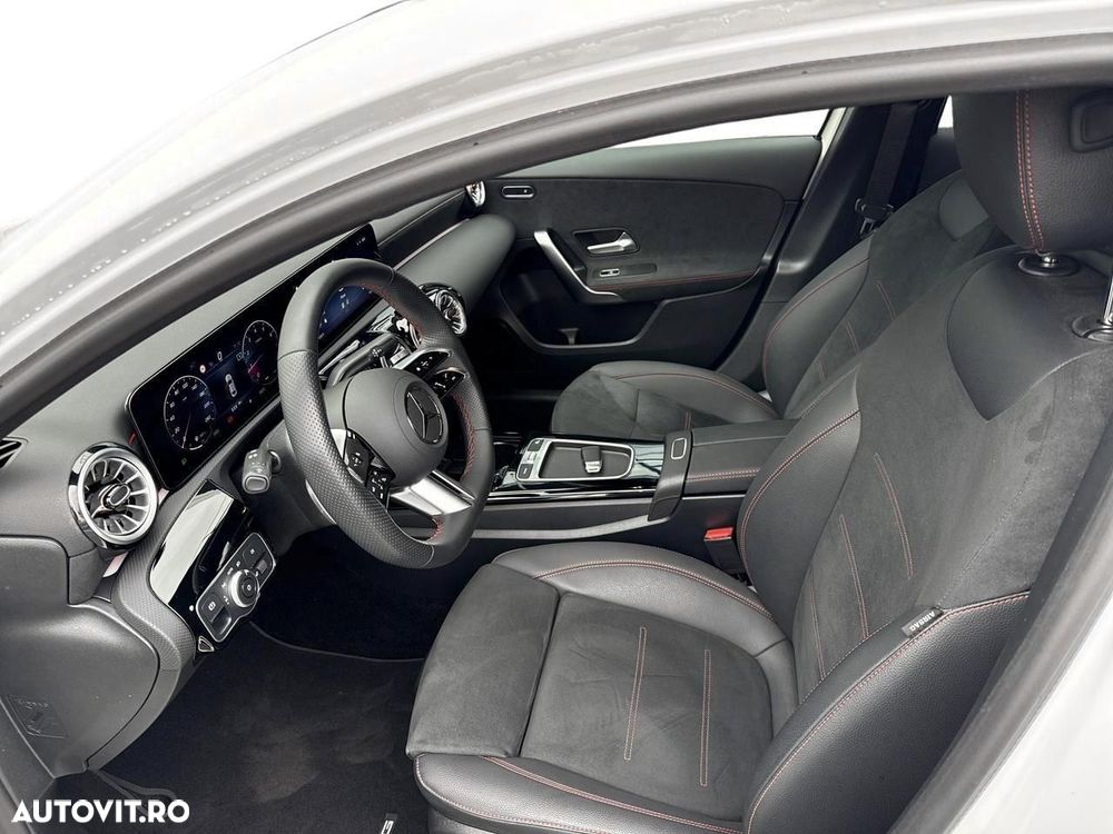 Mercedes-Benz A 220 - 12
