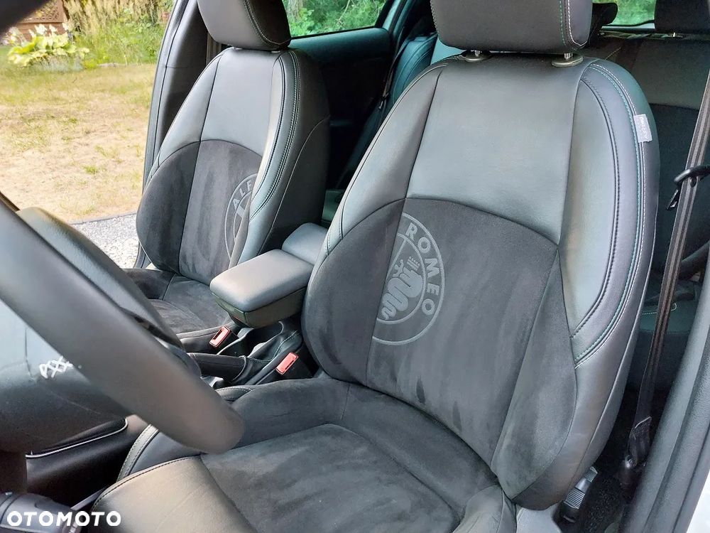 Alfa Romeo Giulietta 1.4 TB Distinctive - 13