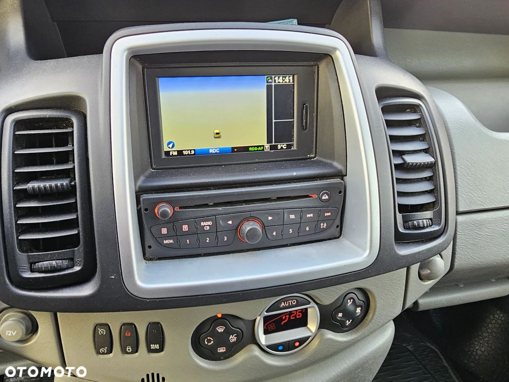 Renault Trafic 2.0 dCi 115 Passenger Combi L2H1 Quickshift - 7