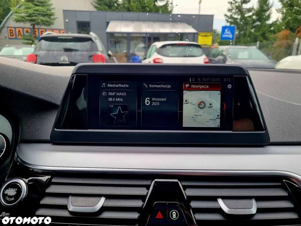 BMW Seria 5 520i Touring Sport Line - 25