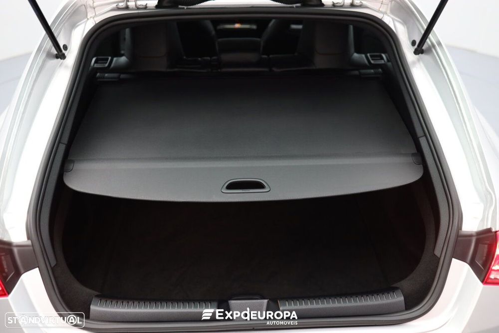 Mercedes-Benz CLA 180 d Shooting Brake AMG Line Aut. - 7