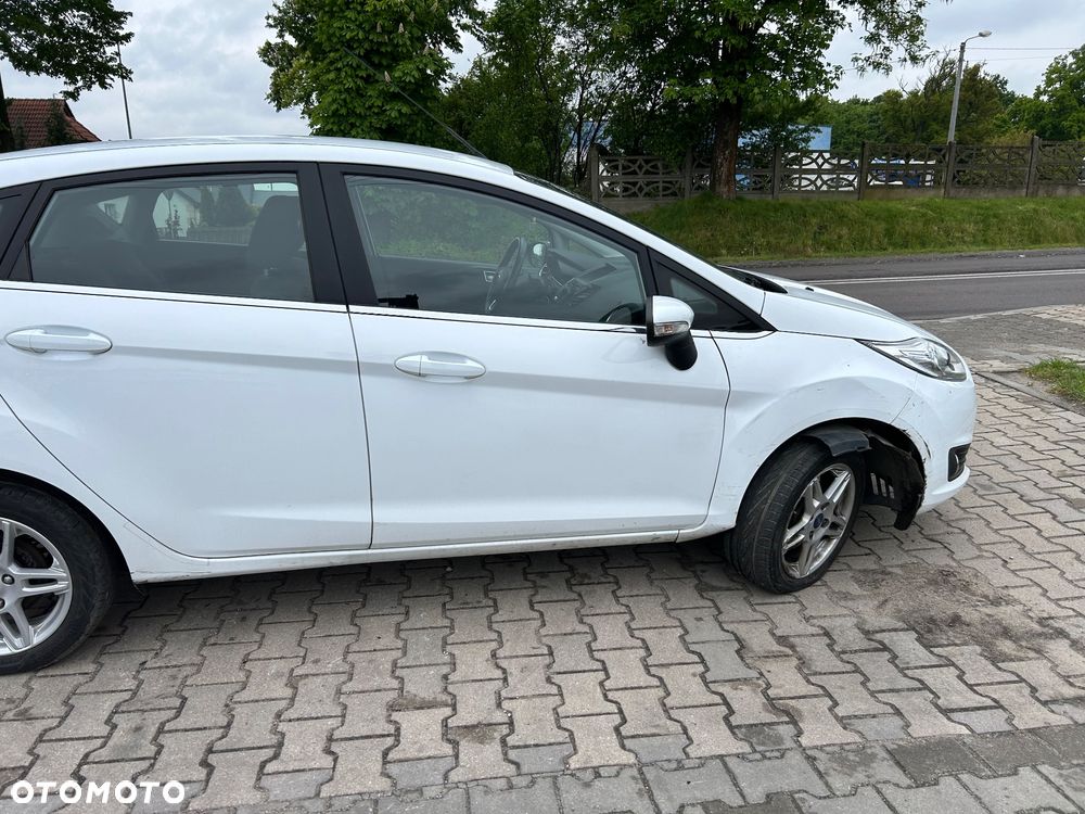 Ford Fiesta - 36