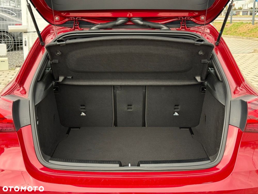 Mercedes-Benz Klasa A 200 AMG Line 7G-DCT - 31