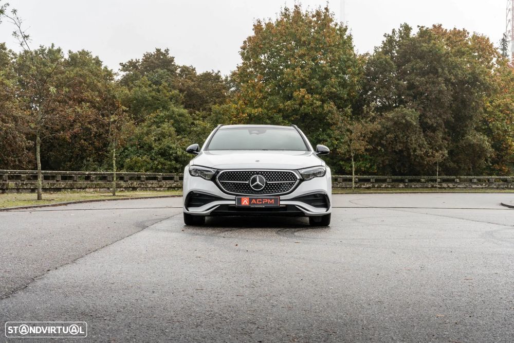Mercedes-Benz E 300 e 4Matic 9G-TRONIC - 4