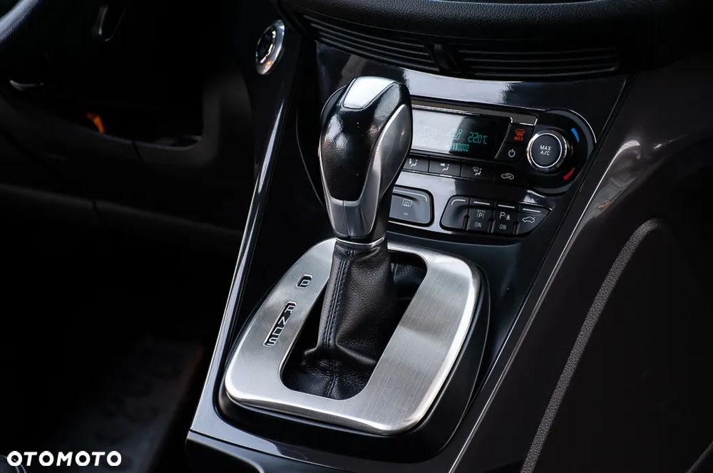 Ford Kuga 2.0 TDCi 4WD Titanium - 23