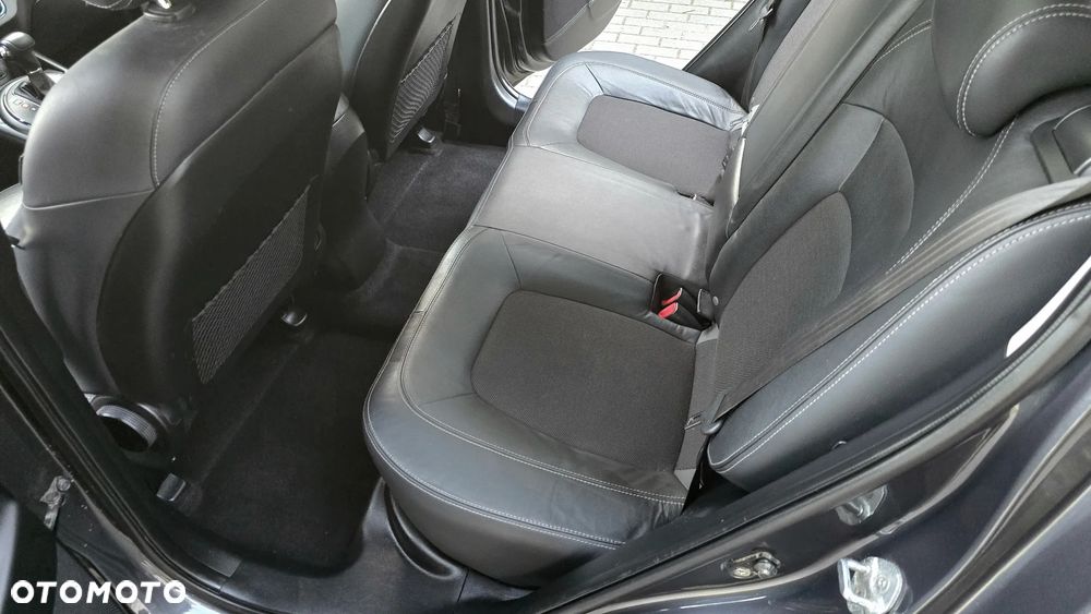 Kia Sportage 2.0 CVVT 2WD Automatik Vision - 21