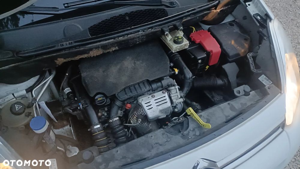 Citroën Berlingo M 1.2 PureTech Feel S&S - 16