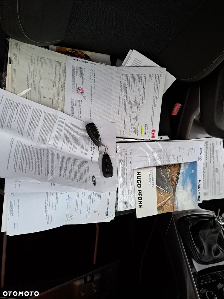 Ford Kuga 1.6 EcoBoost 2x4 Trend - 33