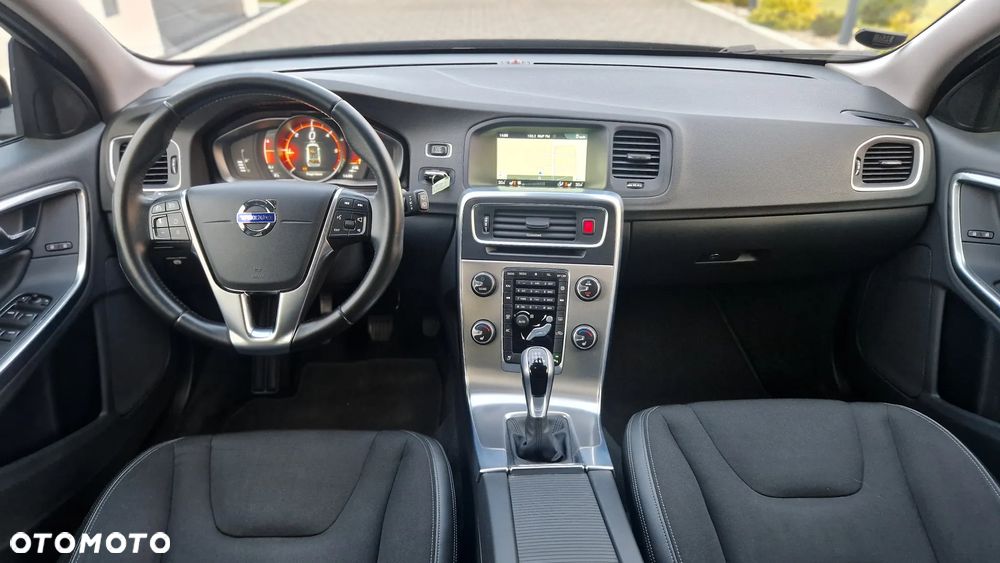 Volvo V60 D2 Kinetic - 6