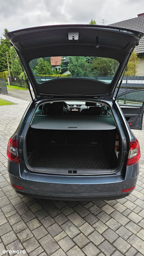 Skoda Octavia - 8