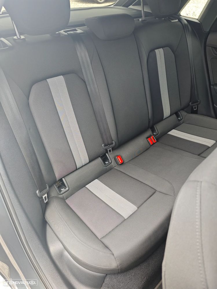 Audi A3 Sportback 30 TFSI Advanced - 16