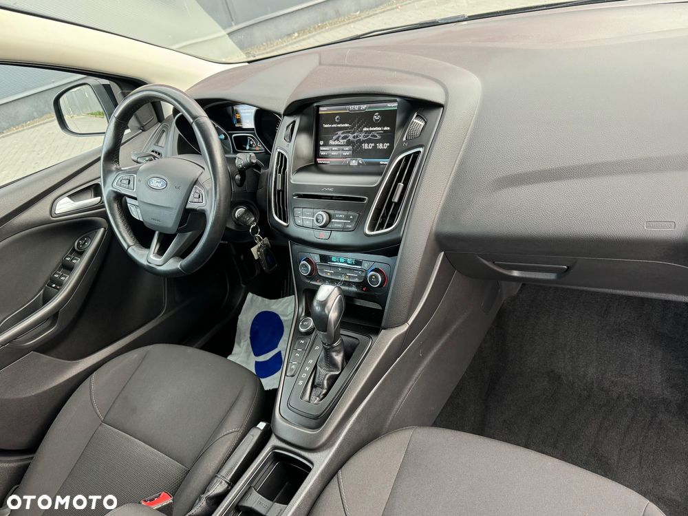 Ford Focus SW 1.5 TDCi Titanium ASS PowerShift - 7